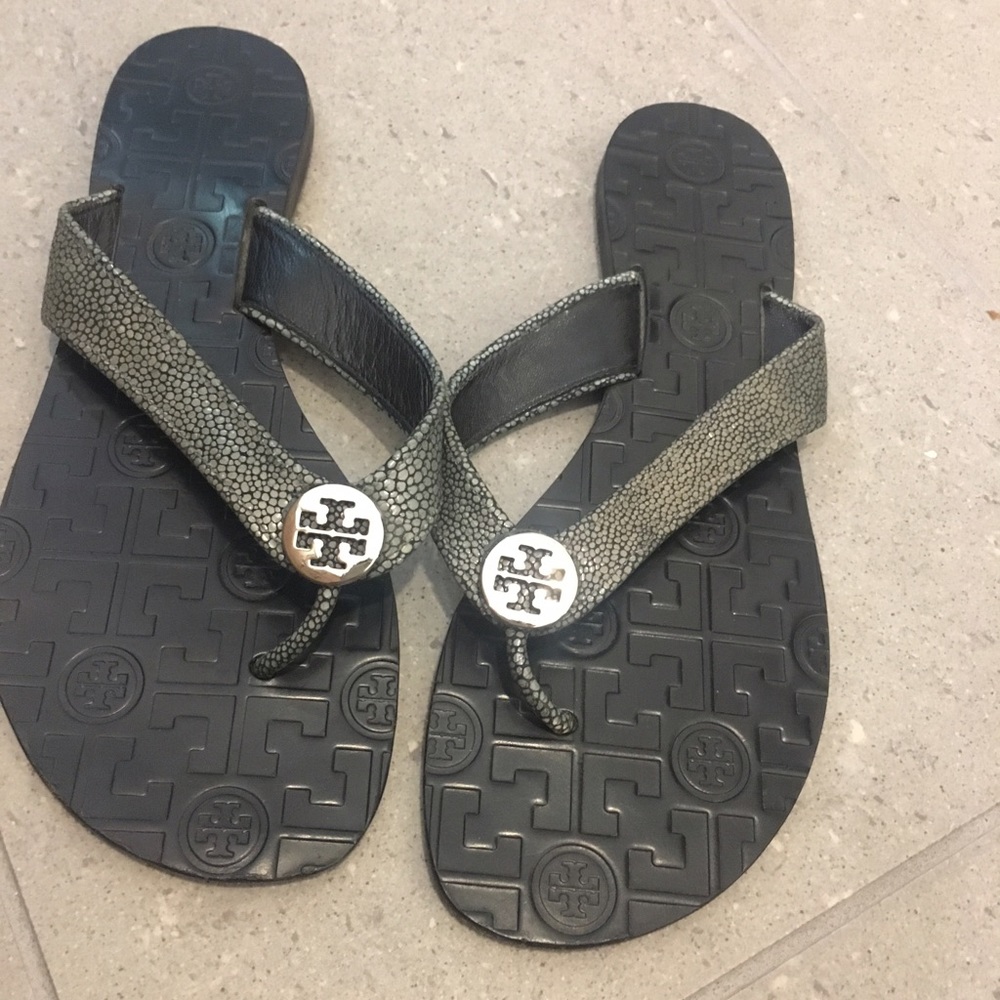 Tory Burch Stingray Leather Flip Flops